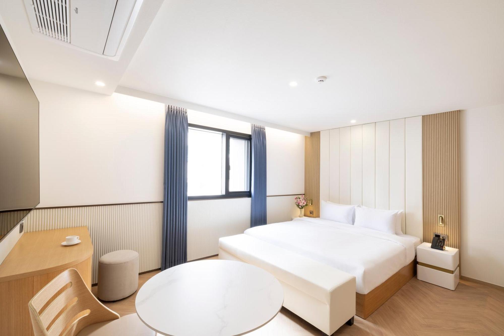 Busan H-Avenue Hotel Seomyeon Station Exterior foto